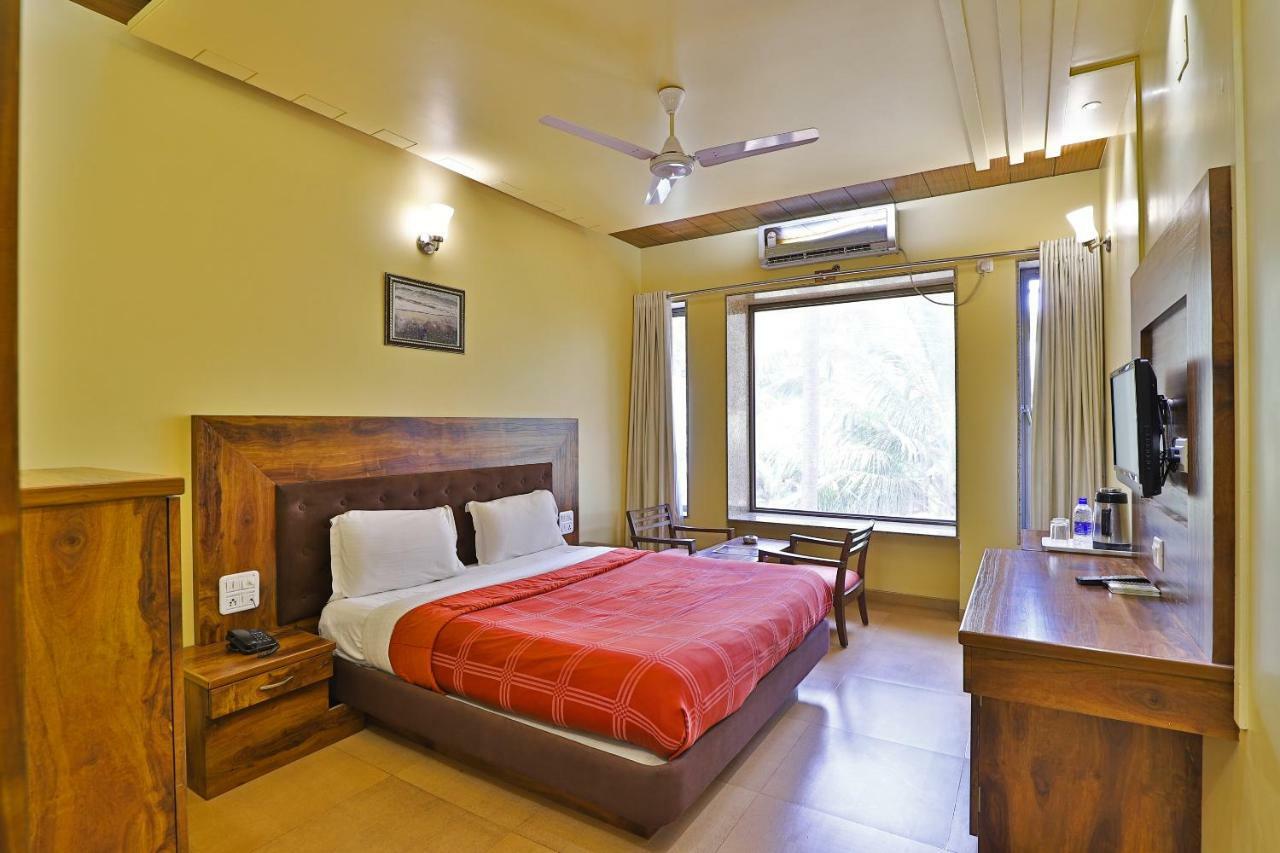 Palette - Hotel Ocean Inn Daman Extérieur photo