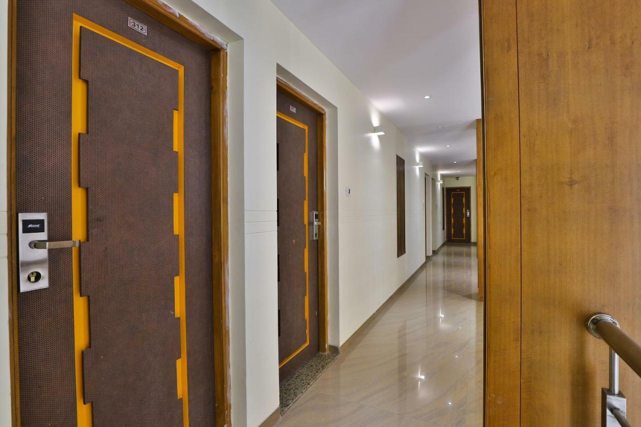 Palette - Hotel Ocean Inn Daman Extérieur photo