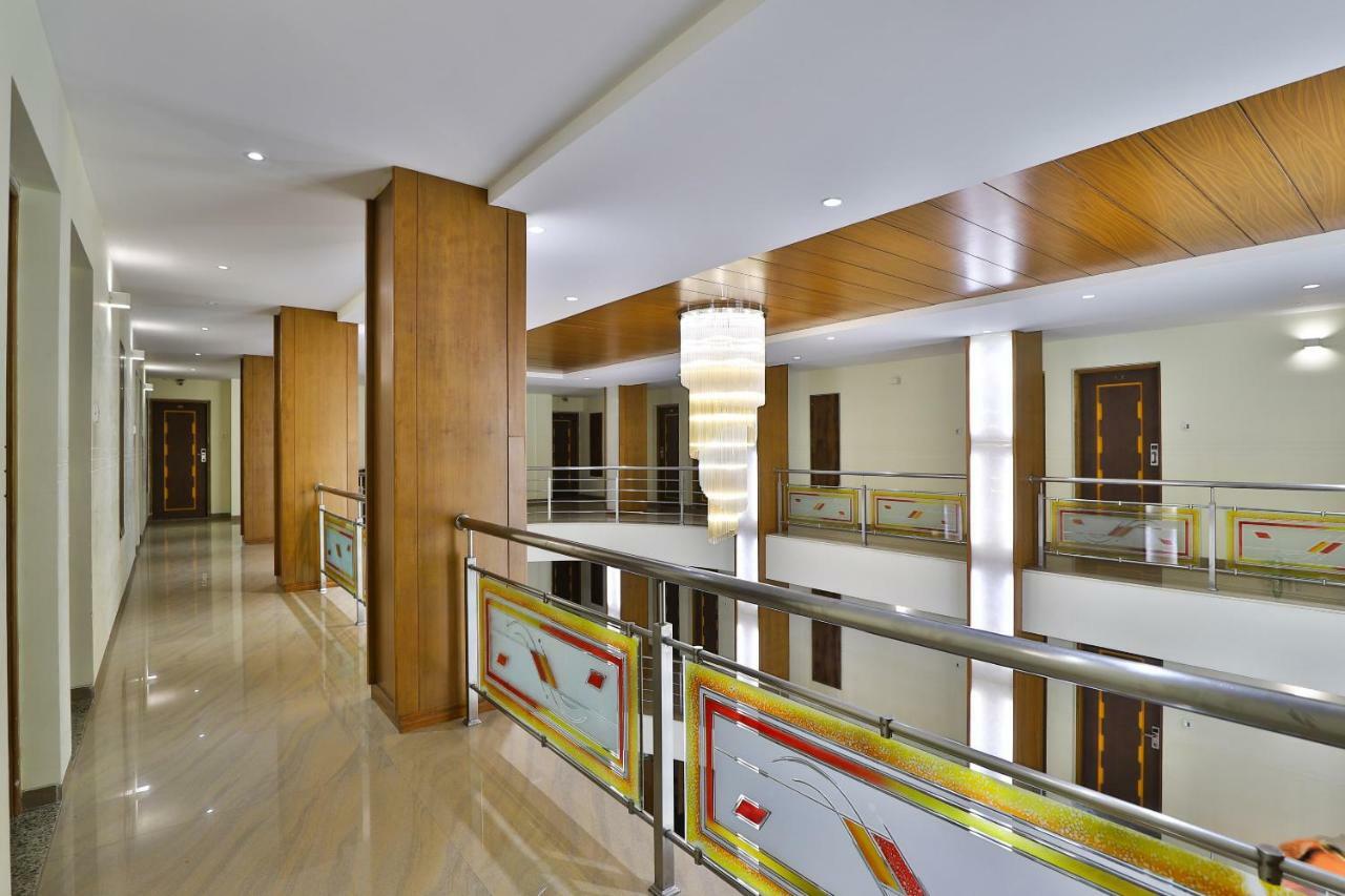 Palette - Hotel Ocean Inn Daman Extérieur photo