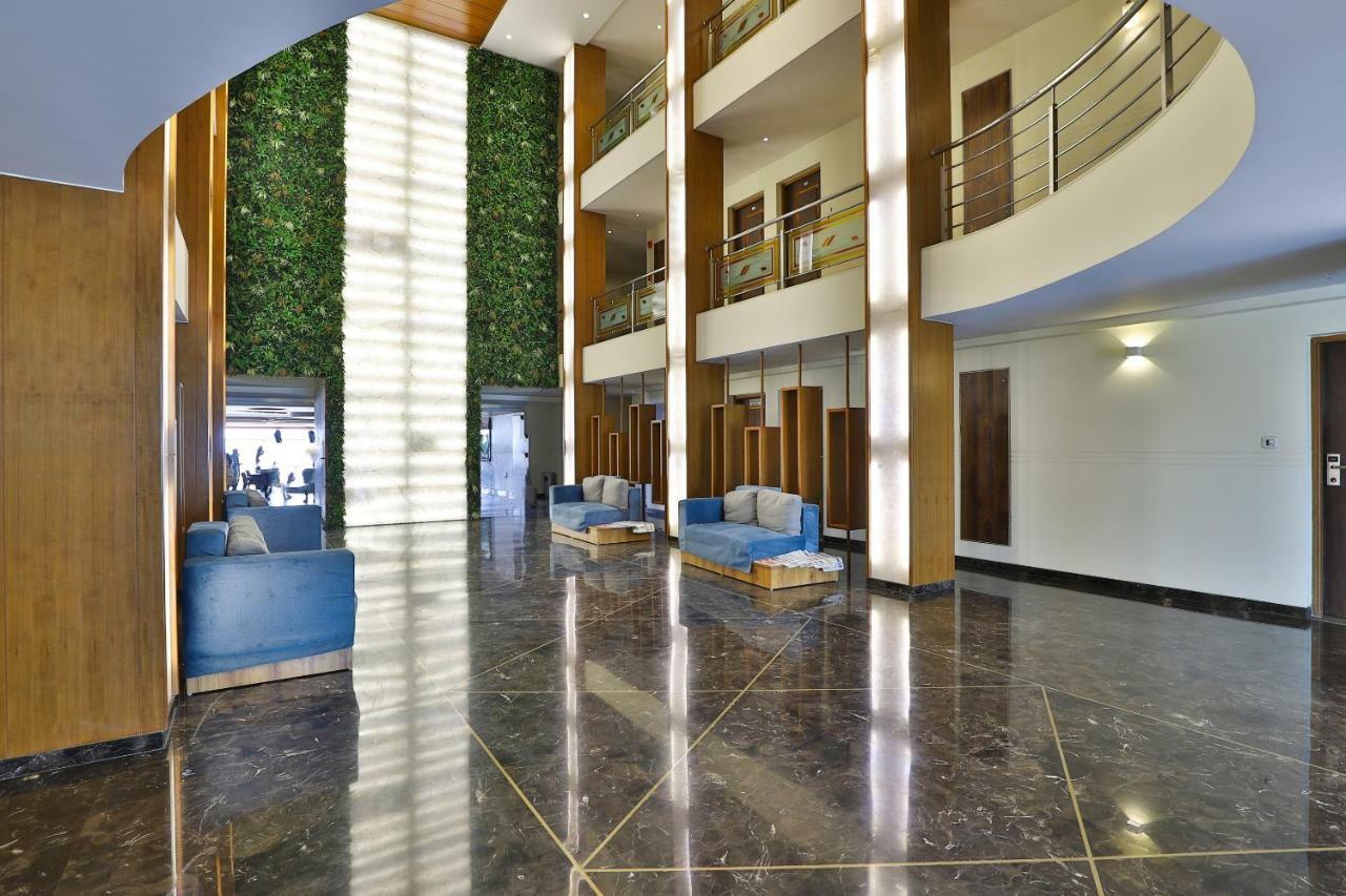 Palette - Hotel Ocean Inn Daman Extérieur photo